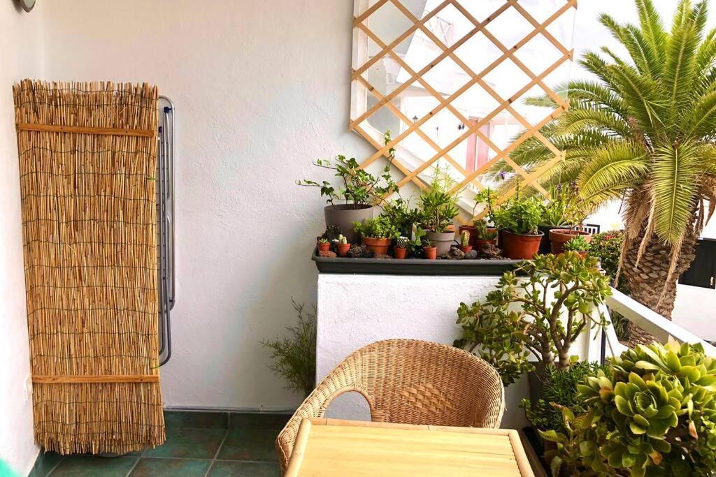 Modern & Spacious Studio Isla, Puerto Del Carmen Tías Kültér fotó